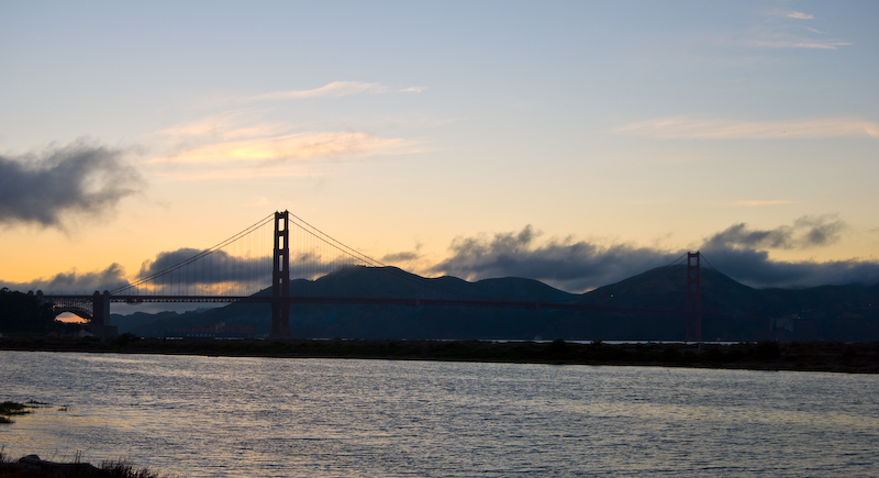 golden gate at dusk
