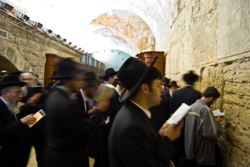 praying at the western wall 3